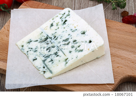 Blue cheese Blue cheese 18067101