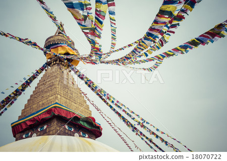 Boudhanath Stupa in the Kathmandu valley, Nepal 18070722