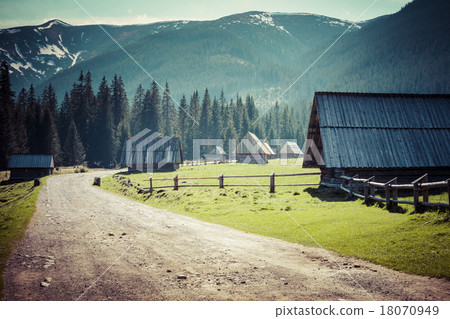 Chocholowska valley, Tatra Mountains, Poland Chocholowska valley, Tatra Mountains, Poland 18070949