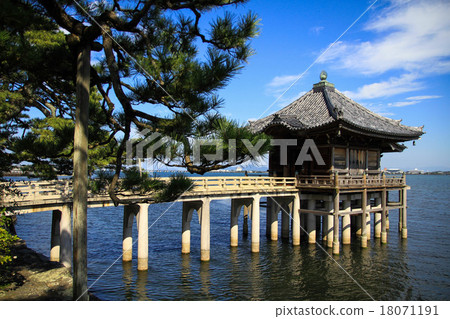 滿月寺和琵琶湖 18071191