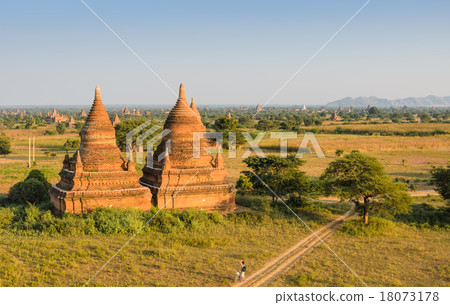 Ancient temples in Bagan, Myanmar Ancient temples in Bagan, Myanmar 18073178