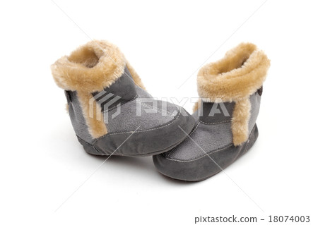 baby's bootees on the white background baby's bootees on the white background 18074003