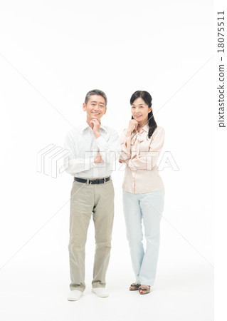 Middle's couple 18075511