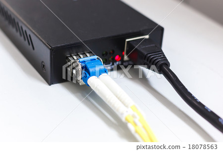 fiber optic cable install fiber optic cable install 18078563