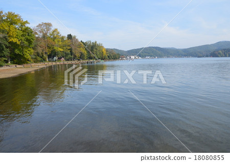 Lake Nojiri (Shinanomachi, Kamizuuchi-gun, Nagano Prefecture) Lake Nojiri (Shinanomachi, Kamizuuchi-gun, Nagano Prefecture) 18080855
