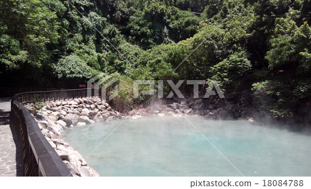 台灣北投溫泉地熱谷源 18084788