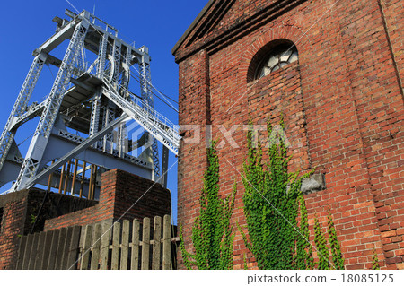 World Heritage Miyahara pit 18085125