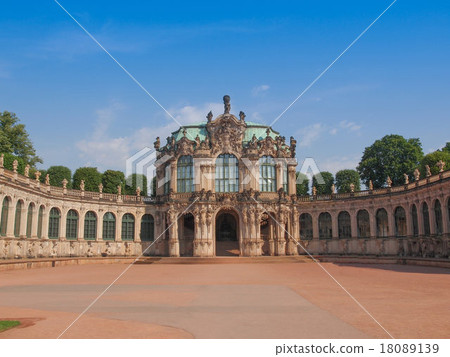 Dresden Zwinger 18089139