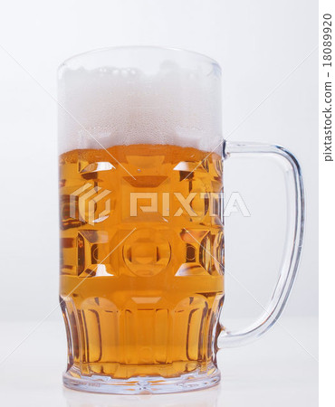 Lager beer glass 18089920