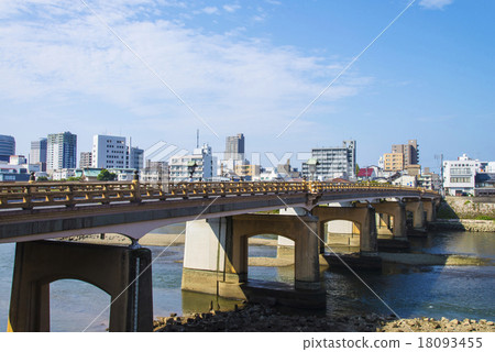 Penglai Bridge to Korakuen 18093455