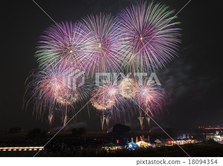 煙花 煙花 18094354