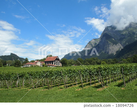 Maienfeld，瑞士看法 18094726