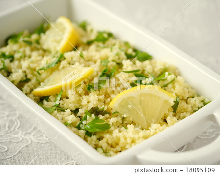 Green tablet (horizontal position) 18095109