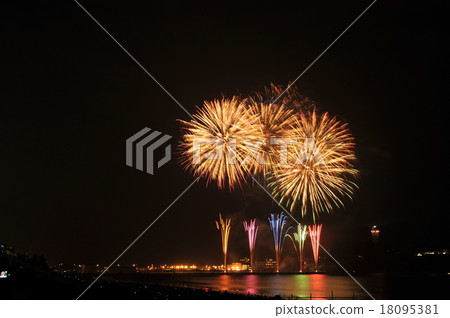 Enoshima Aki的煙花匯演 18095381