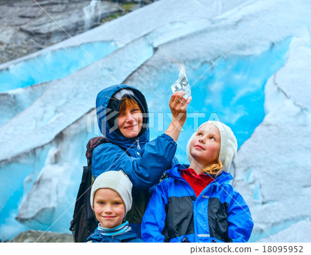 Family near Nigardsbreen glacier (Norway) Family near Nigardsbreen glacier (Norway) 18095952