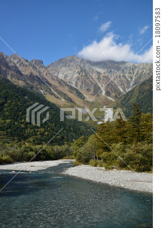 图库照片 上高地 穗高山 穗高岳山