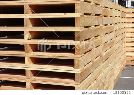 Transport pallet Transport pallet 18100535
