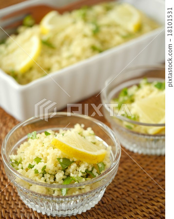 Green tabret wicker matte version 18101531