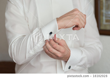 White shirt and cufflink White shirt and cufflink 18102028