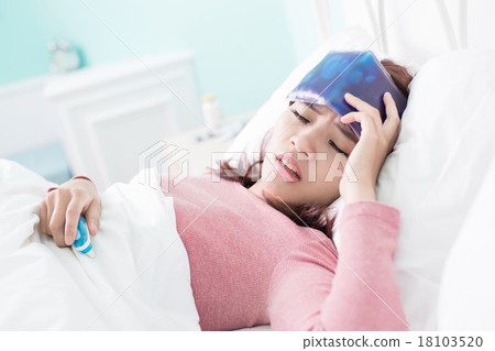 Woman caught Cold and fever Woman caught Cold and fever 18103520