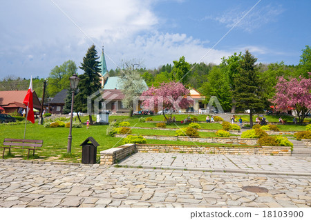 Lanckorona, Poland 18103900