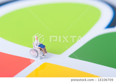 Elderly people and elderly people in wheelchair 18106709