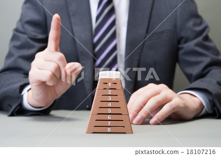 Jumping box and businessman 18107216