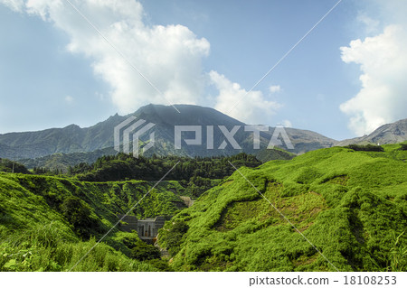 從阿蘇山三峽的風景 18108253