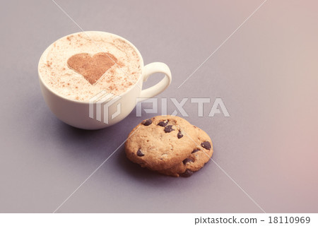 cappuccino and gingerbread 18110969