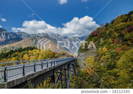 Autumn leaves of Okuhida Onsenkyo 18112193