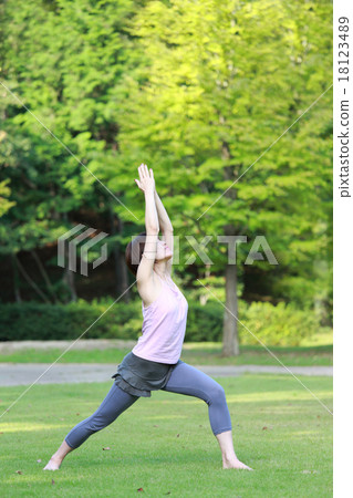 英雄的姿勢1 18123489