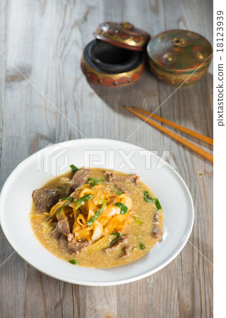 Fried Penang Char Kuey Teow Fried Penang Char Kuey Teow 18123939