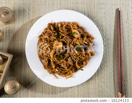 Fried Penang Char Kuey Teow  18124113