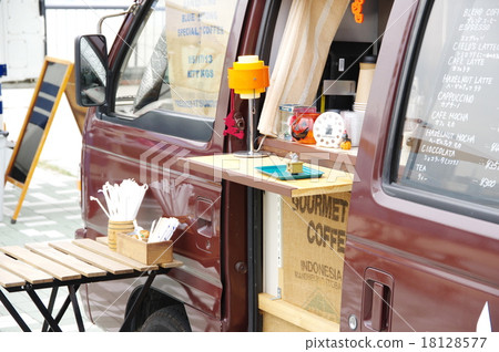 Mobile sales cafe (kitchen car) 18128577