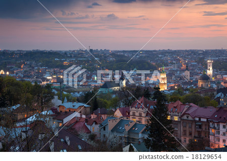 Panoramic Aerial view of old town at sundown 18129654