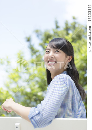 一個女人回頭看 18133553