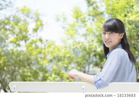 一個轉身的女人 一個轉身的女人 18133683