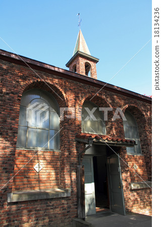 Yuyama Museum of Art Yuyama Hall The southern brick wall of sunlight through sunlight Yuyama Museum of Art Yuyama Hall The southern brick wall of sunlight through sunlight 18134236