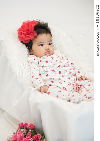 Girls baby 18136922