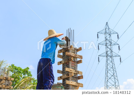 concrete pillar mold for house construction 18148312