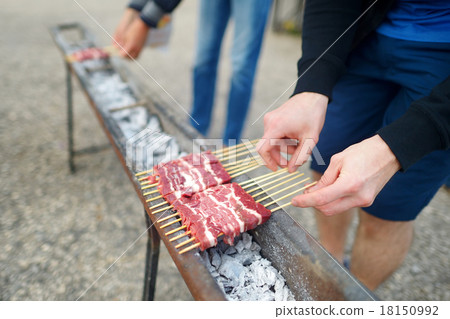 Barbecue with Arrosticini at Campo Imperatore Barbecue with Arrosticini at Campo Imperatore 18150992