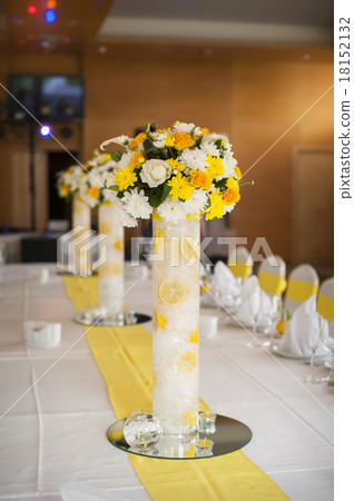 Beautiful flowers on table in wedding day Beautiful flowers on table in wedding day 18152132