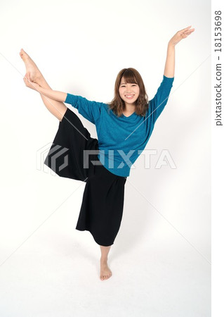 Female 20's Y-shape balance Female 20's Y-shape balance 18153698