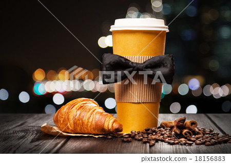 Coffee in a paper cup 18156883