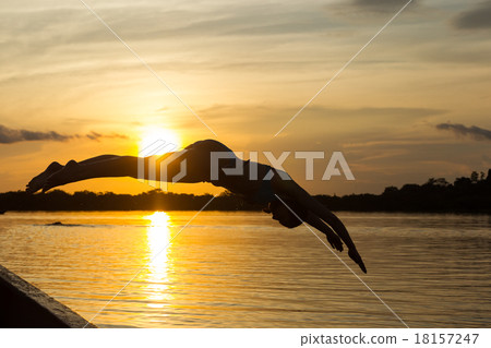 Boat Water Jump 18157247