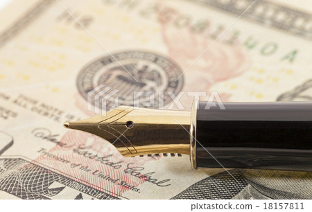 fountain pen fountain pen 18157811