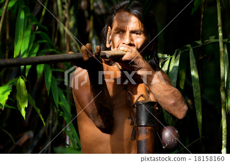 Huaorani Indigenous Hunter In Amazon Basin Huaorani Indigenous Hunter In Amazon Basin 18158160
