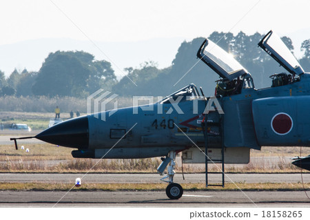 F-4EJ Refine Phantom II Fighter 18158265