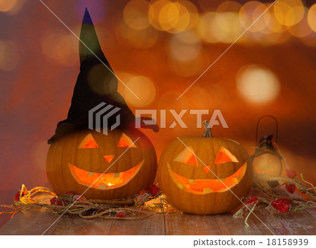 close up of pumpkins on table 18158939