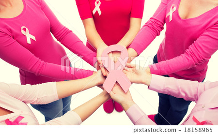 圖庫照片: close up of women with cancer awareness ribbons